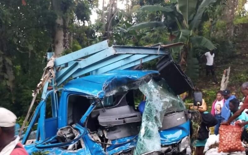 One dead, child among 7 others injured after truck veers into gully in Westmoreland