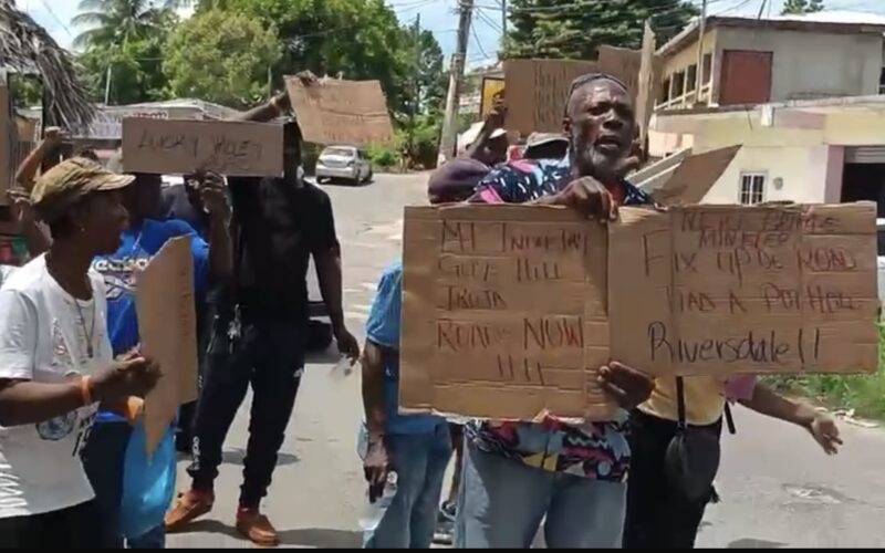 Residents of Riversdale, St. Catherine protest over deplorable road conditions and lack of water