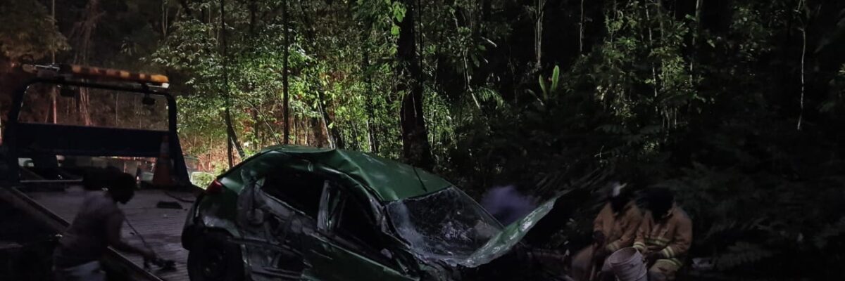 Second crash in Fern Gully this week, leaves 4 injured 
