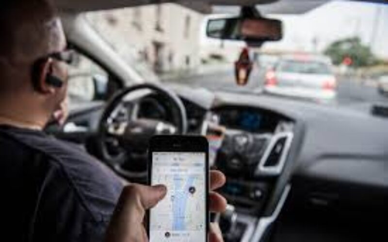 Transport Ministry aims to implement rideshare sector regulations by year’s end