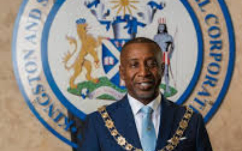 Kingston Mayor Andrew Swaby calls on citizens to desist from dumping garbage along Mountain View Avenue