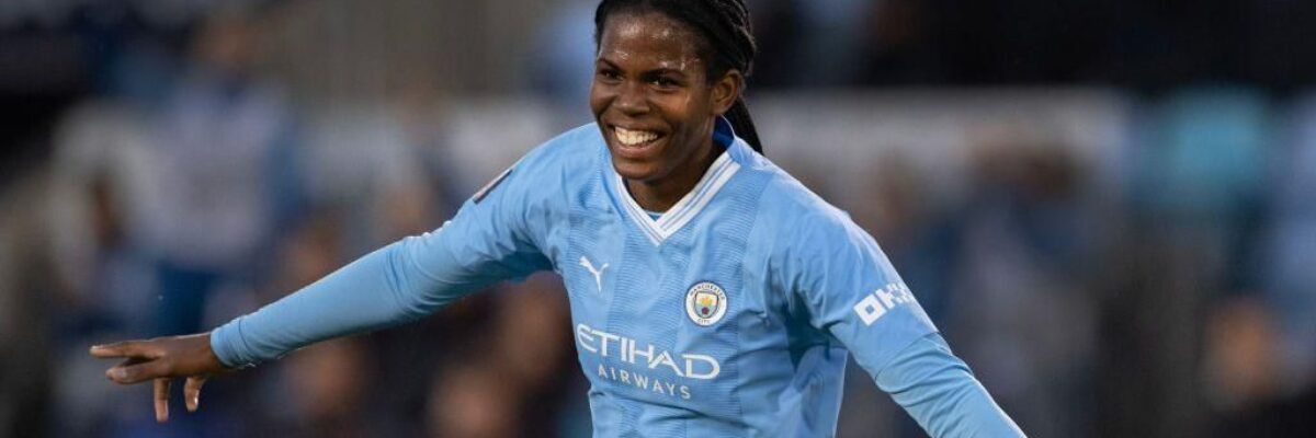 Khadija Shaw wins PFA Player of The Year award