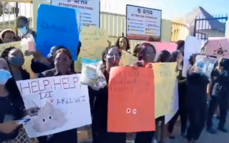 Residents of Greater Portmore protest foul odour emanating from a sewage plant in the community