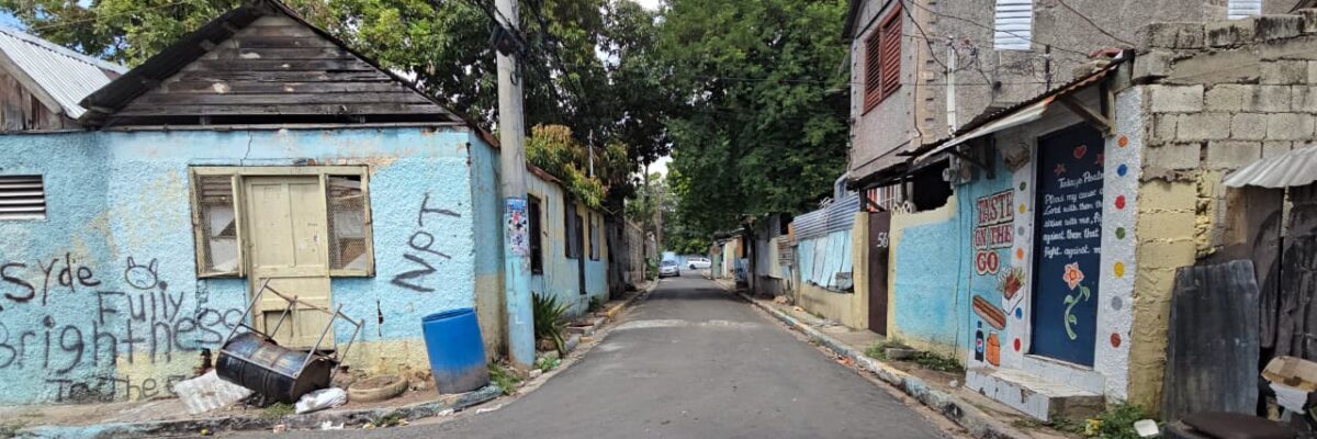 Residents of Text Lane in Kingston call for soldiers to be deployed in community to ensure peace and safety