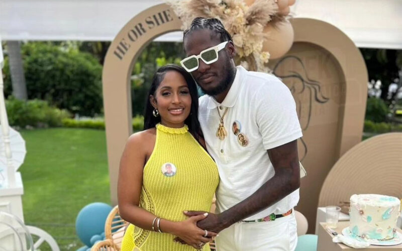 It’s a boy! Aidonia and his wife filled with glee