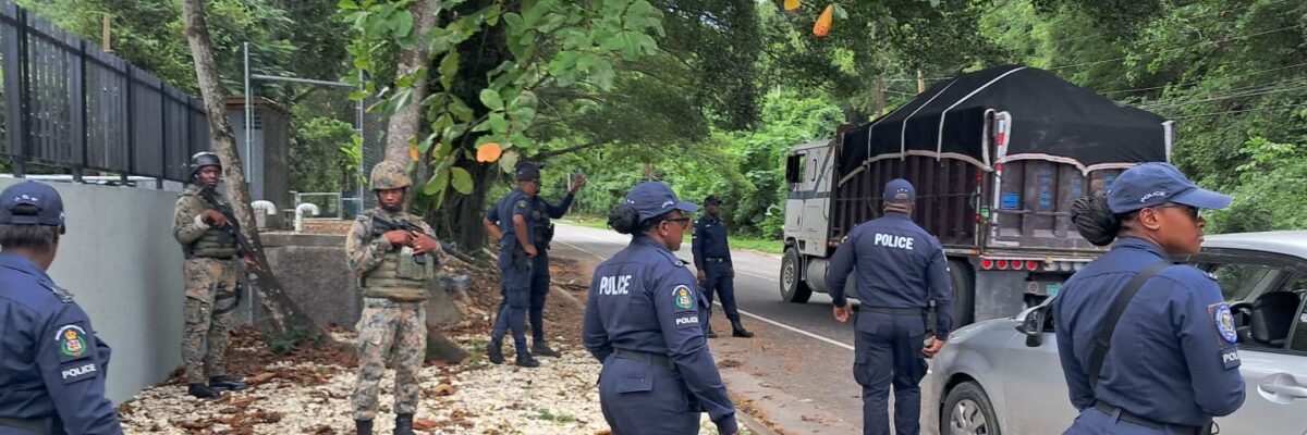 Lawmen conduct targetted roadblock operations across Jamaica