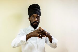Sizzla Kalonji launches free summer classes for children in August Town