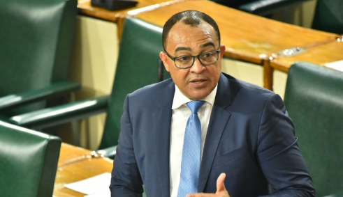 Health Minister defends timelines for hospital projects being undertaken by Government amid criticism from Opposition