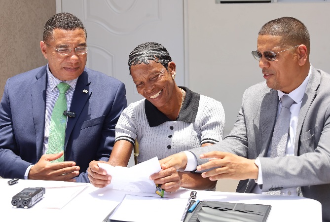 Govt exploring wider use of modular containerized homes