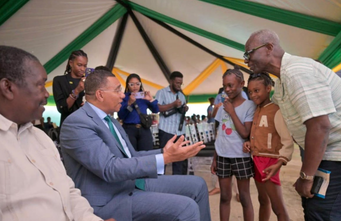 Over 200 residents of Tivoli Gardens get certificates of possession as major step towards home ownership