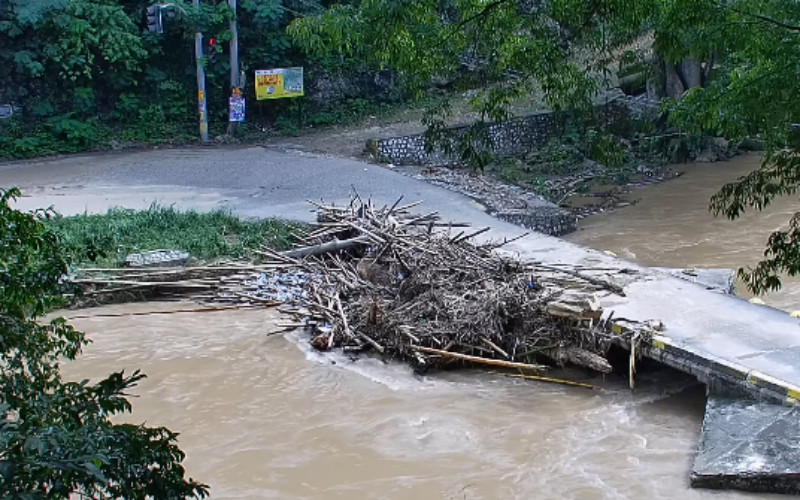 Works Agency says two critical corridors in St. Catherine remain impassable