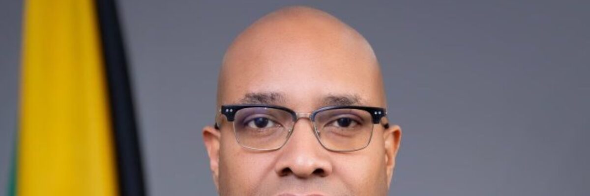 Delano Seiveright warns public about fraudulent video circulating on social media that unlawfully uses his image