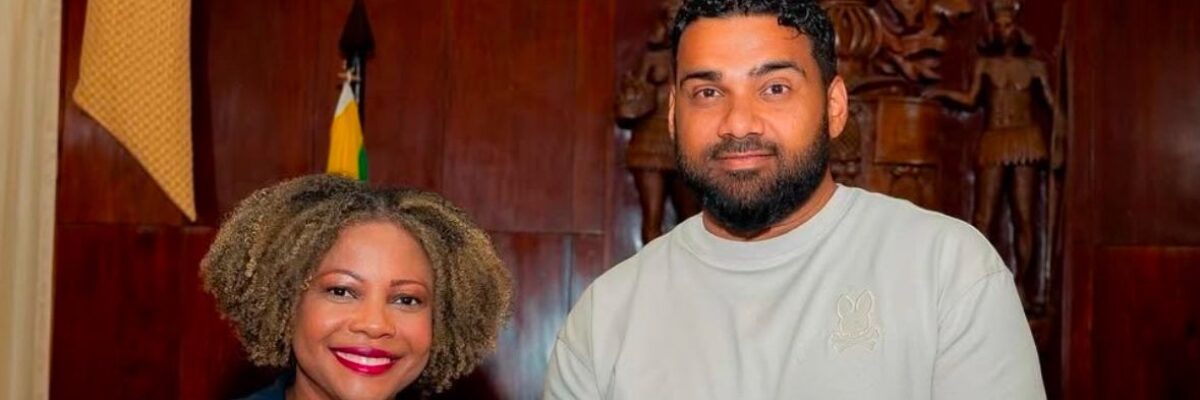 Romeich teams up with Education Minister to rebuild schools