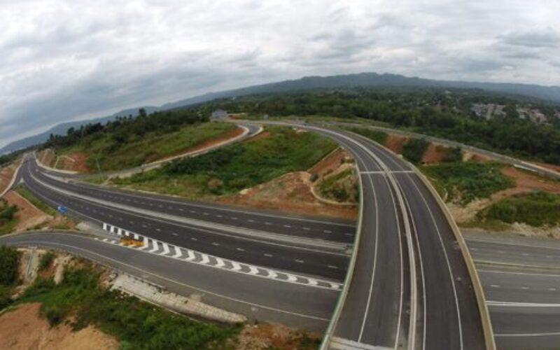 Transport Minister says rate increase for east-west leg of Highway 2000 is necessary