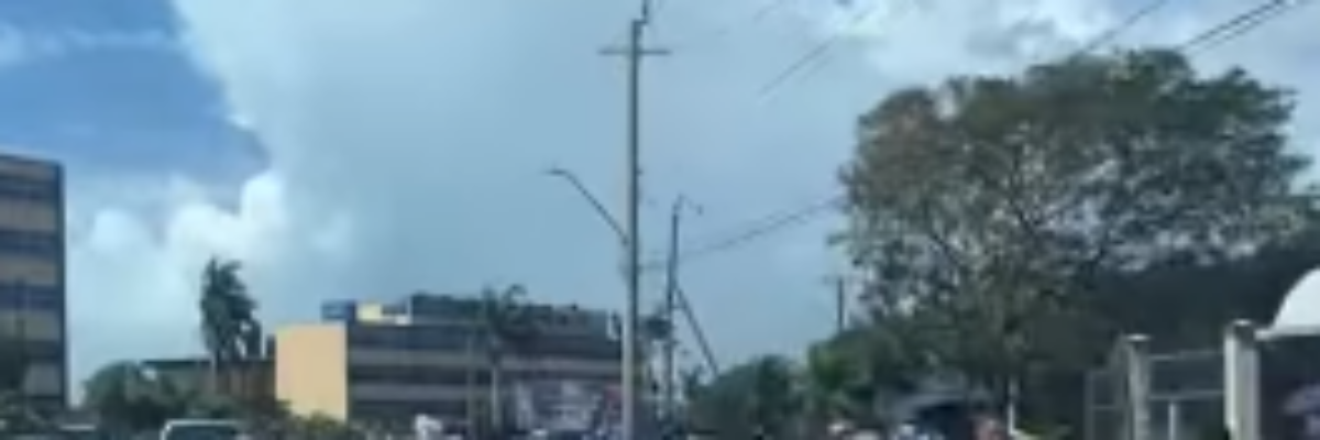 Jamaicans mark 50 years of Cuba’s medical support with symbolic walk in Kingston