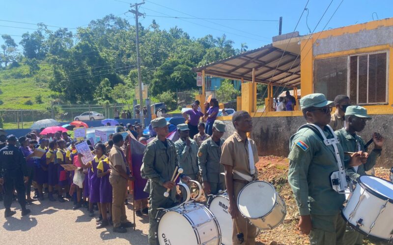 Albion Primary students march for peace