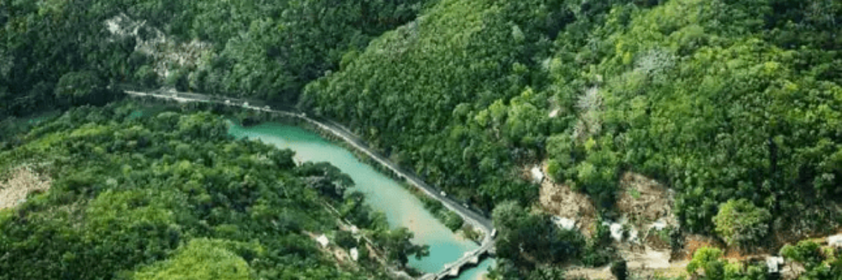 Vehicle which plunged into the Rio Cobre on Sunday recovered