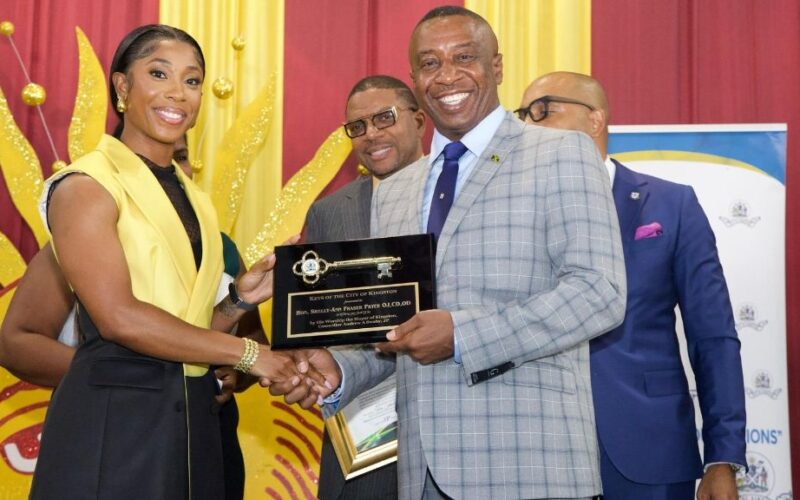 Shelly-Ann Fraser-Pryce gets Keys to the City and donates US$50,000 to her Alama mater