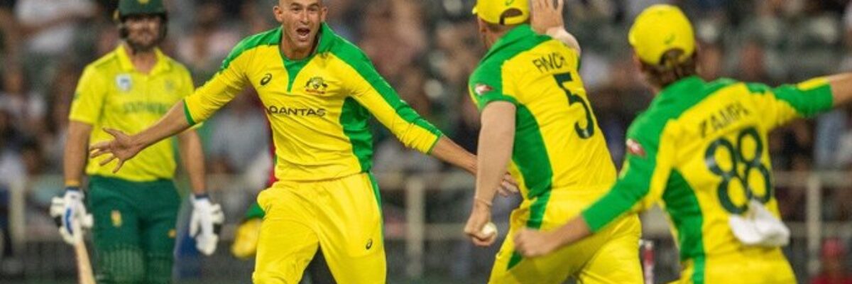 Australia hammers South Africa in first T/20 International