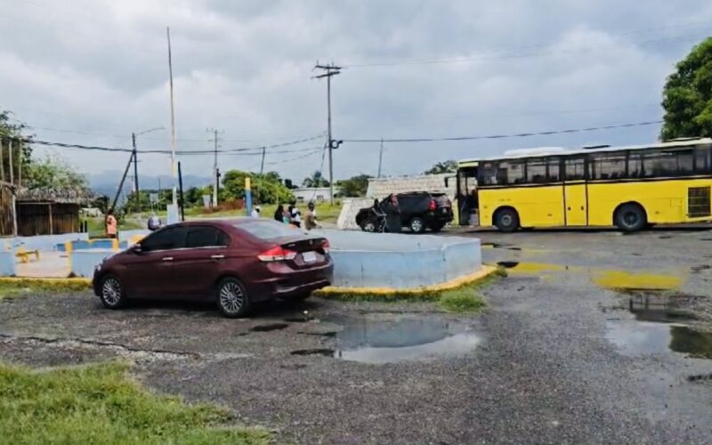 Some Port Royal residents refuse to evacuate despite multiple warnings