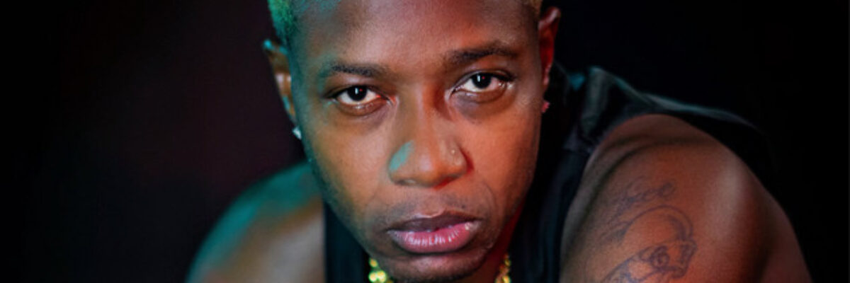 Razor B  pays respect to medical professionals