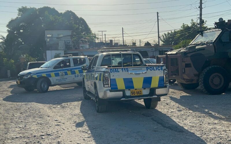 One man fatally shot, 10 people detained and 3 guns seized during major operation in St. Catherine