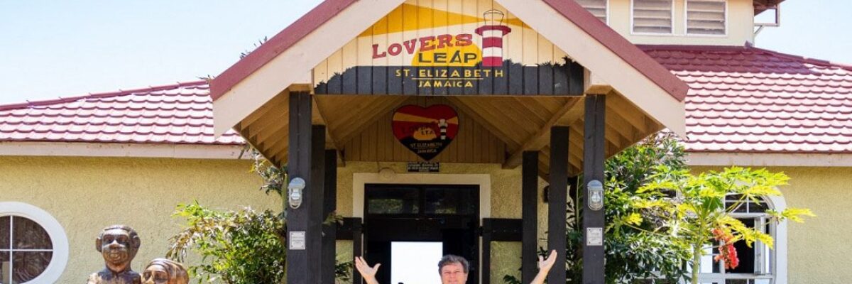 Popular attraction site Lovers Leap reopens after Hurricane Beryl 