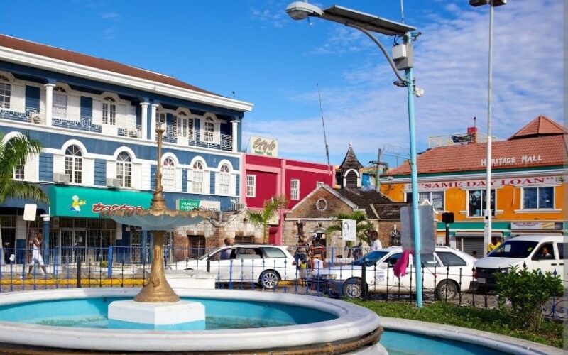 Man believed to be mentally ill who climbed Sam Sharpe Square fountain, threatened to jump, rescued and hospitalized