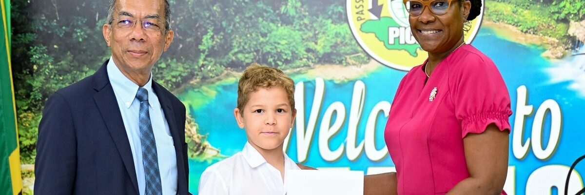 3 Y/O among 28 people granted Jamaican citizenship yesterday