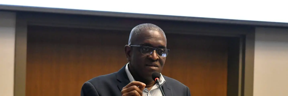 CEO of the RJRGleaner Communications Group Anthony Smith, has died