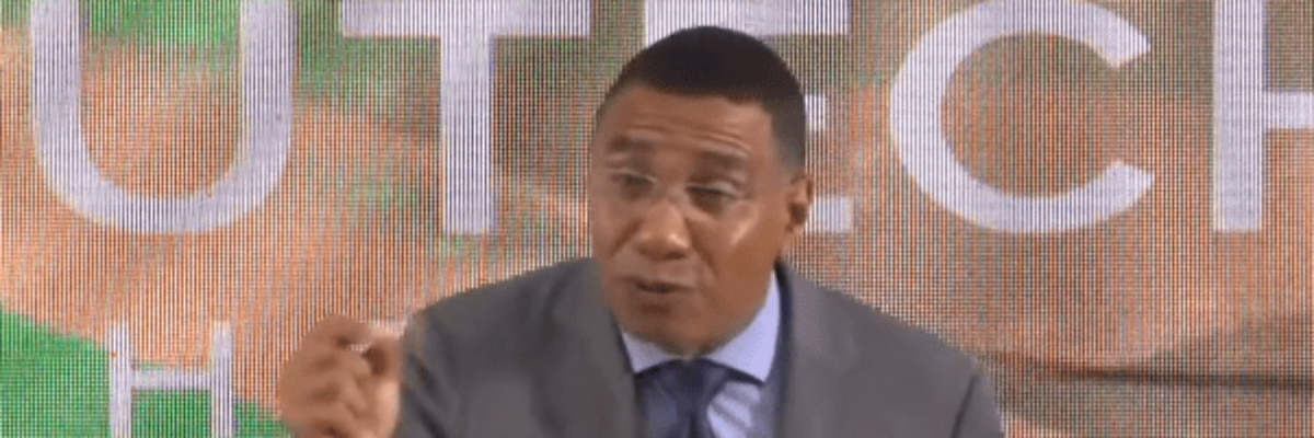 PM Holness appeals to citizens without power to refrain from blocking roadways