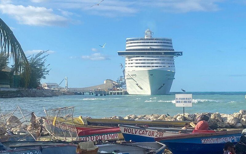 Ocho Rios cruise pier welcomes first cruise ships in almost 2 years