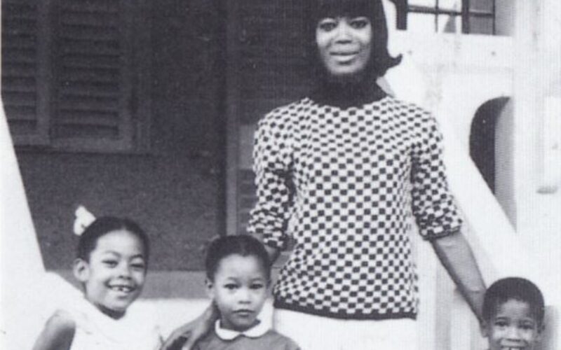 John Barnes mother Jeann Barnes is dead