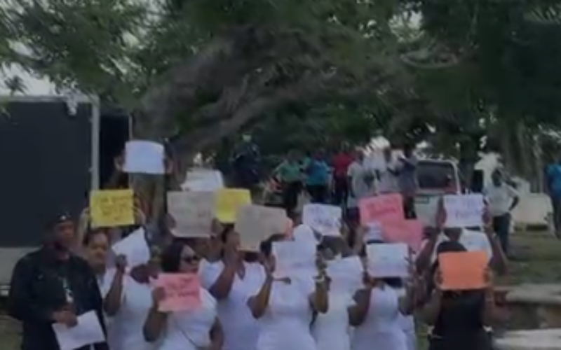 Doctors and Nurses at CRH Accident and Emergency department protesting poor working conditions