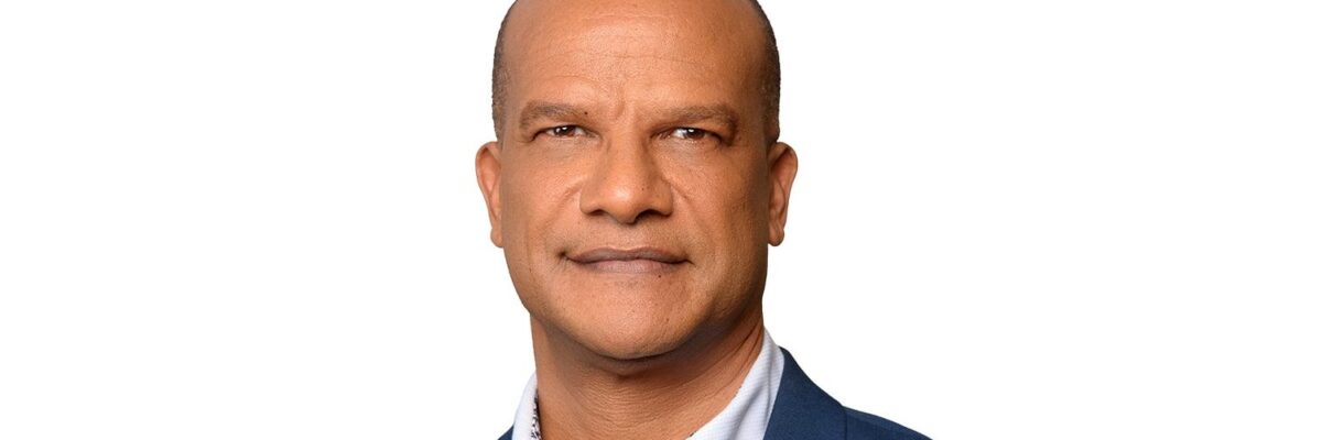 Spokesperson on National Security Peter Bunting calls on EOJ to clarify reports that polling station for some police officers has been changed